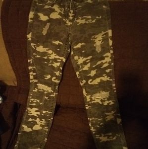 Girls camo jeans
